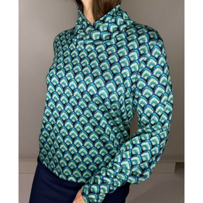 Flowy top with turquoise art nouveau print